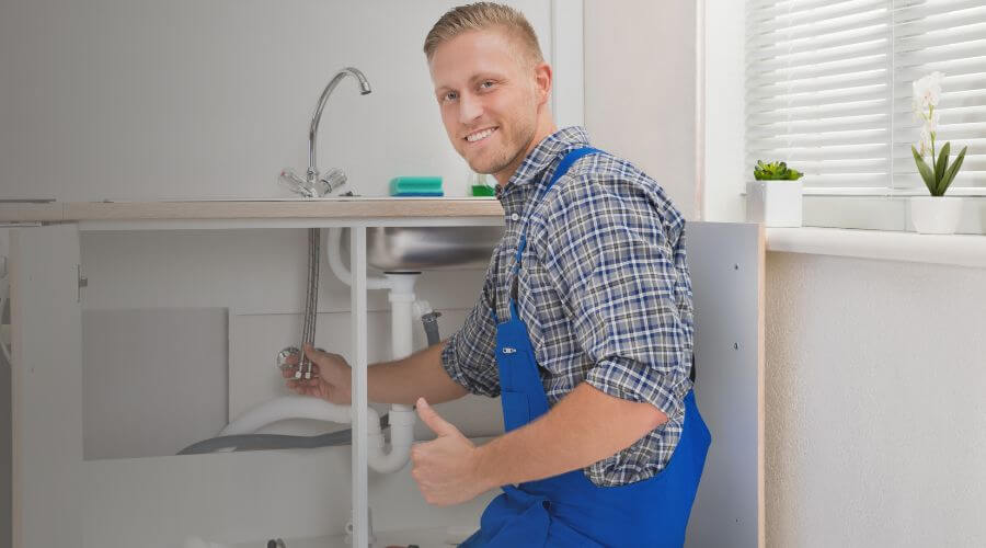 Burst Pipe Emergency Service in Eastland, TX